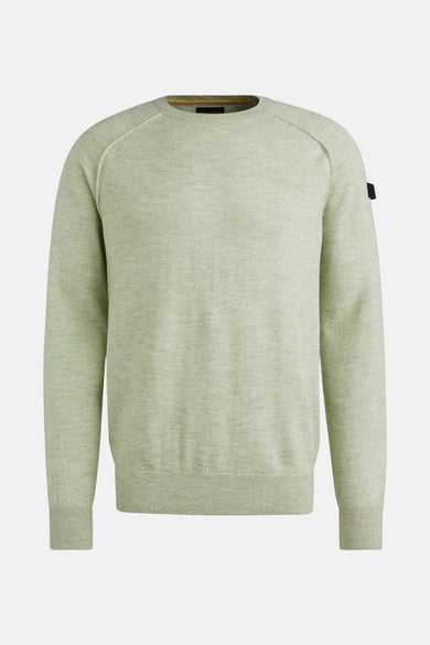 Groene trui met ronde hals van PME Legend, met een klein zwart label op de linkermouw.