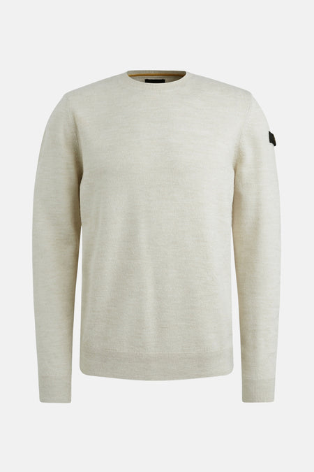 Beige ronde hals trui van PME Legend, van achteren gezien, met een zwarte patch op de linkermouw.