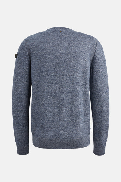 Pull à col rond bleu de PME LEGEND, avec un petit logo sur le haut du dos.