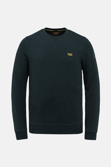Marineblauwe sweater van Pme Legend met een logo-embleem op de borst en een zak op de mouw.