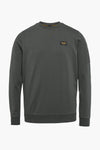 Grijs sweatshirt van Pme Legend, met ronde hals, logopatch en zak op de mouw.