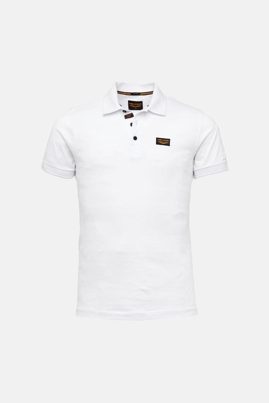 Polo blanc de Pme Legend, avec boutons noirs et écusson logo sur la poitrine.