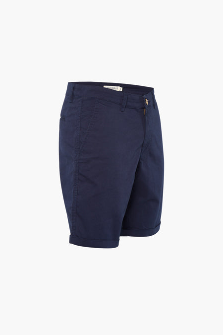 Bermuda blauw van PRIVATE BLUE, moderne snit met genaaidde oord.