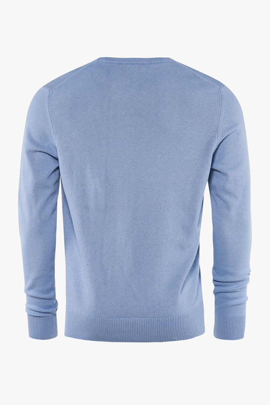 Ronde hals trui blauw van PRIVATE BLUE, in fijne, effen breiwerk, in close-up gepresenteerd.