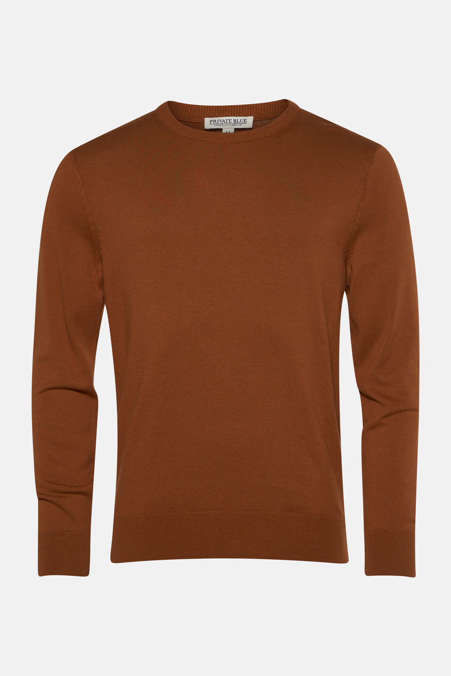 Bruin pull met ronde hals van PRIVATE BLUE, in effen ribgebreid op een neutrale achtergrond.