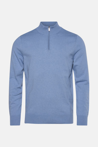 Lichtblauwe rondehals-trui van PRIVATE BLUE, met ritssluiting en geribbelde textuur.