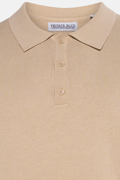 Beige V-hals trui van PRIVATE BLUE, met knopen en klassieke kraag.