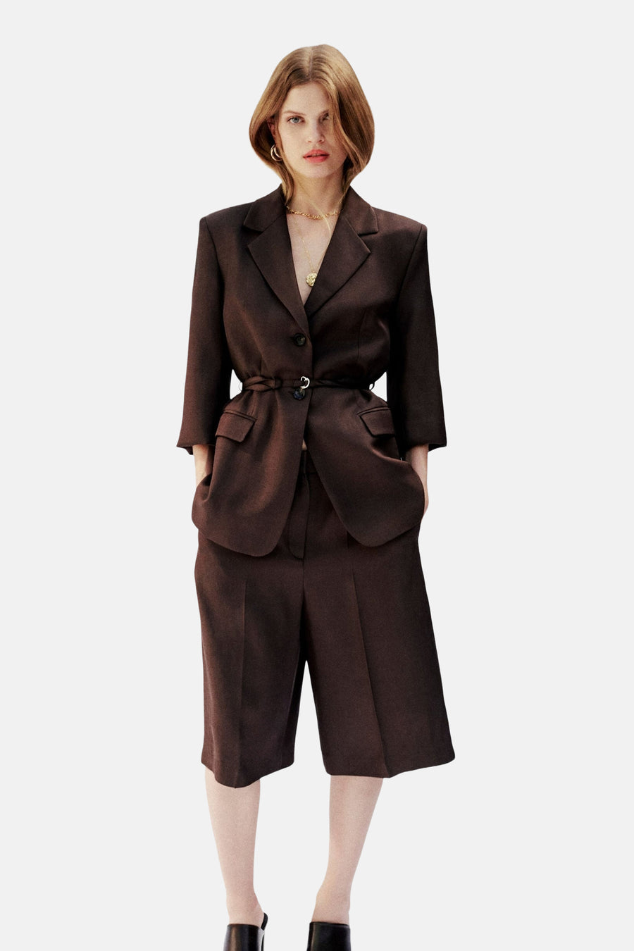 Short - brun