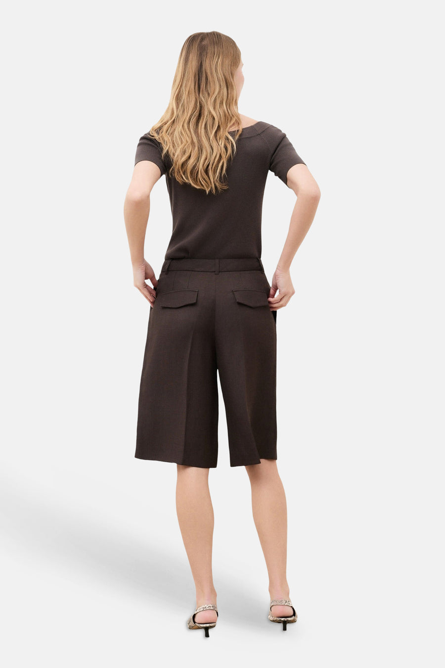 Short - brun