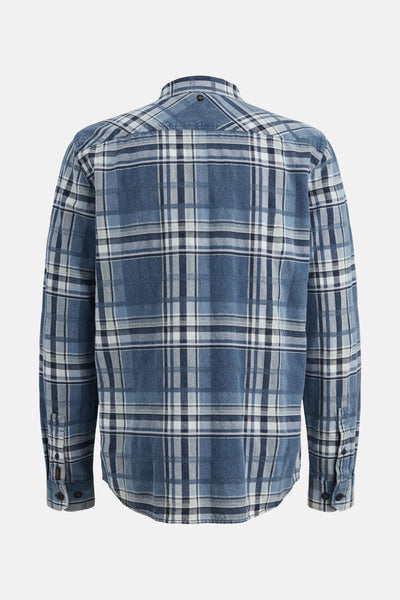 Chemise à manches longues bleue en coton par PME Legend, à carreaux avec des détails usés.