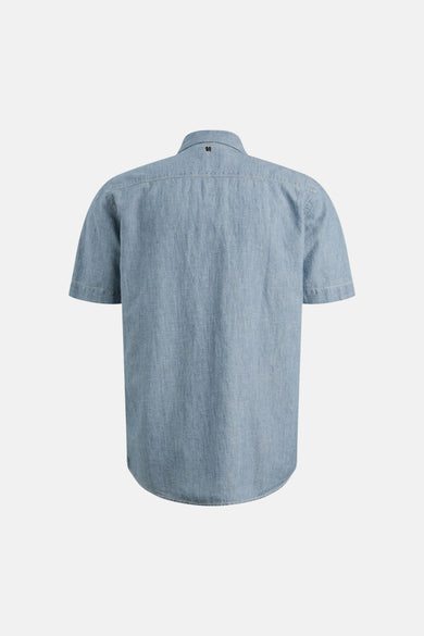 Chemise bleu clair en lin de PME Legend, vue de dos, avec boutonnière au col et manches courtes.