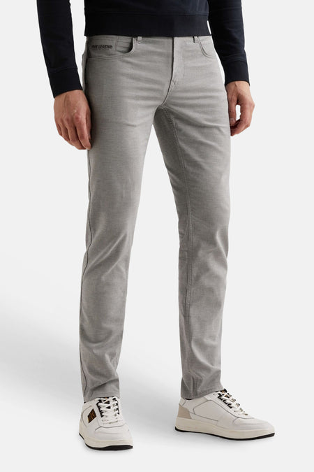 Grijze kleurrijke broek van PME LEGEND, rechte pasvorm, met achterzakken en een geborduurd logo, van achteren gezien.