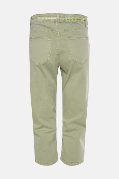 Pantalon vert de ZABAIONE avec une ceinture tressée autour de la taille, vue de dos.
