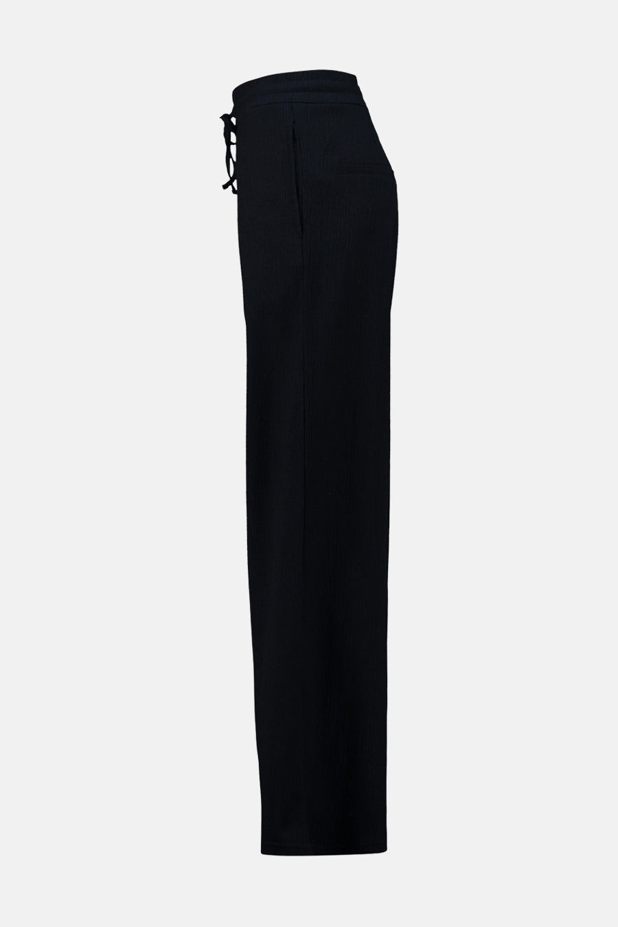 Blauwe broek van Zabaione, rechte pasvorm met trekkoord in de taille en geribbelde textuur.