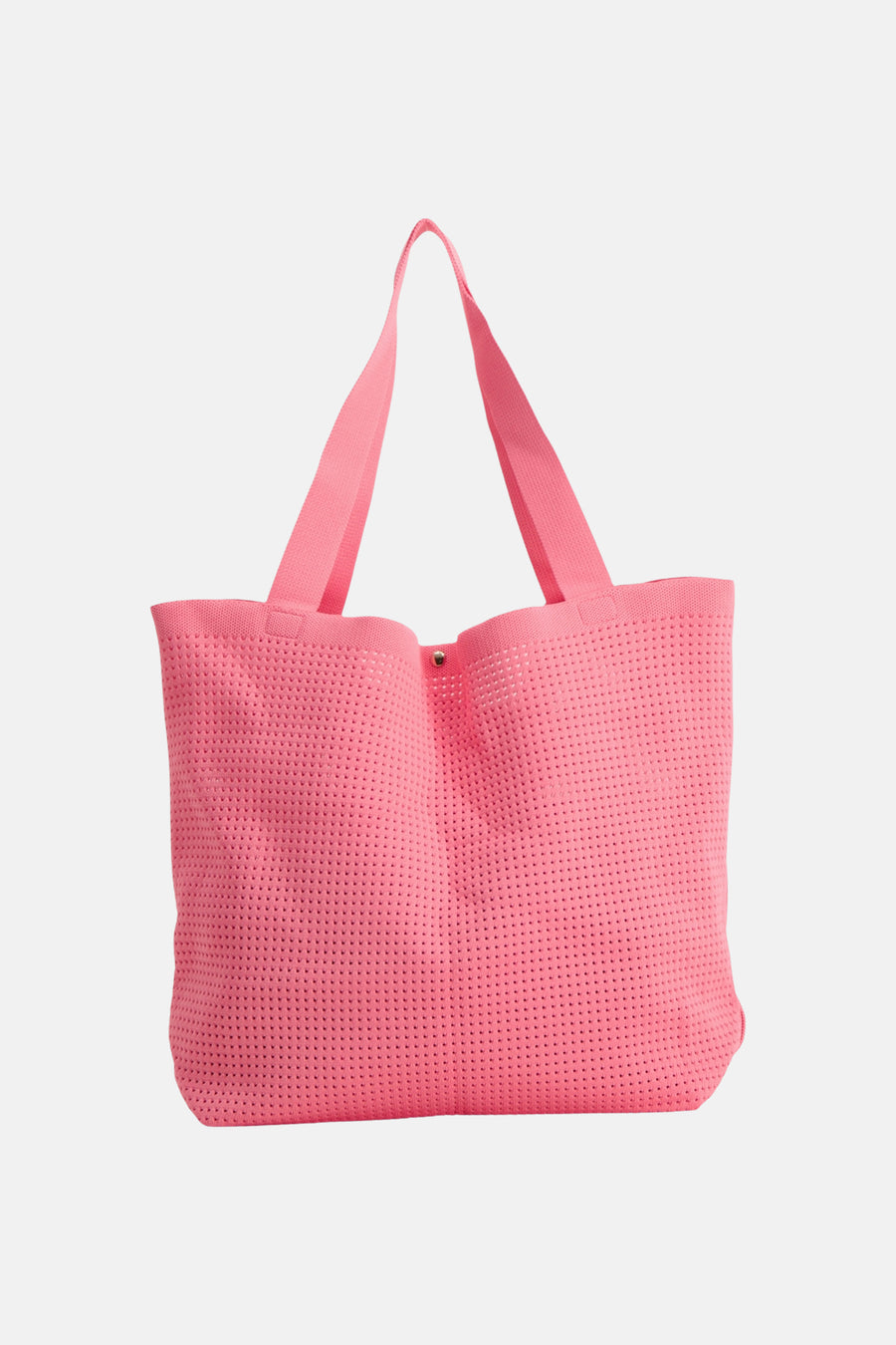 Sac à bandoulière rose de Access® en maille perforée, avec fermeture à bouton-pression doré.