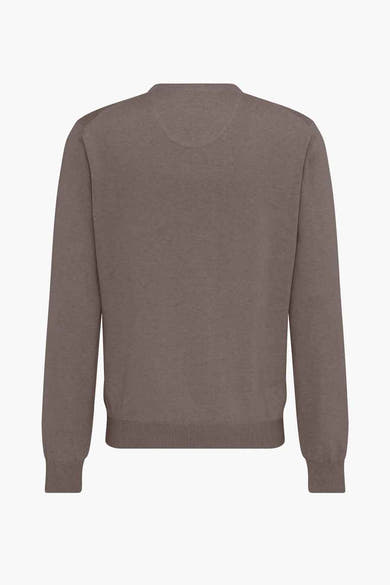 Pull col V brun de FYNCH-HATTON, vue arrière, avec une texture tricotée fine.