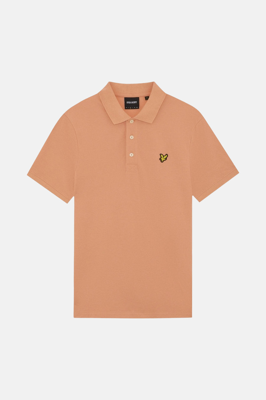 Polo orange de LYLE & SCOTT à manches courtes, avec un col et un logo aigle jaune sur la poitrine.