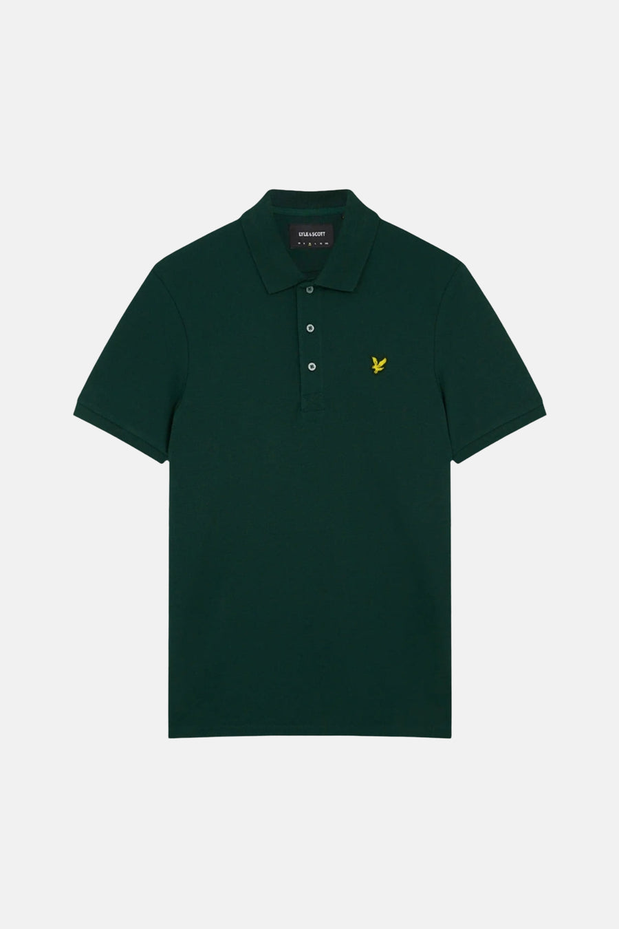 Donkergroen poloshirt van LYLE & SCOTT, met korte mouwen, klassieke kraag, drie knopen en geborduurd geel adelaarslogo.