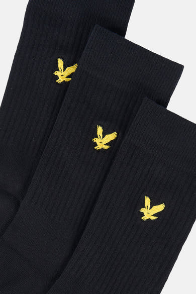 Zwarte sokken van LYLE & SCOTT, met geborduurd goudkleurig adelaarslogo.