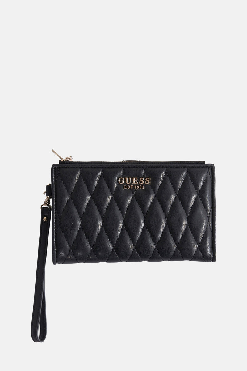 Zwarte kunstleren portefeuille van Guess met ruitvormig doorgestikt patroon en afneembare polsband.