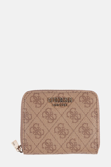 Petit portefeuille marron de Guess avec motif logo et fermeture éclair.
