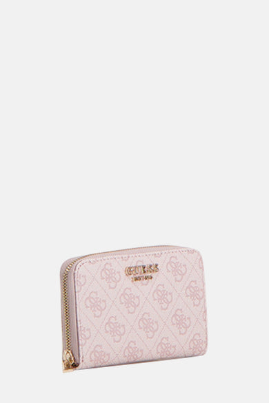 Roze Guess portemonnee met ruitpatroon en gouden ritssluiting.