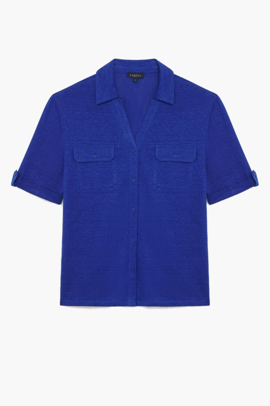 Chemisier bleu à manches courtes de CAROLL, avec poches poitrine à rabat boutonné et fermeture boutonnée.