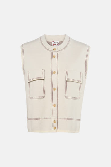 Ecru gilet van ADORE, met opgestikte zakken en een knoopsluiting aan de voorkant.