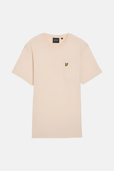 Beige T-shirt met korte mouwen van LYLE & SCOTT met borstzak en geborduurd logo.