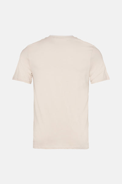 Beige T-shirt met korte mouwen van LYLE & SCOTT, van achteren gezien.