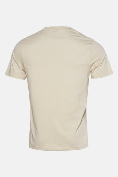 Beige T-shirt met korte mouwen van LYLE & SCOTT, achterzijde, normale pasvorm.