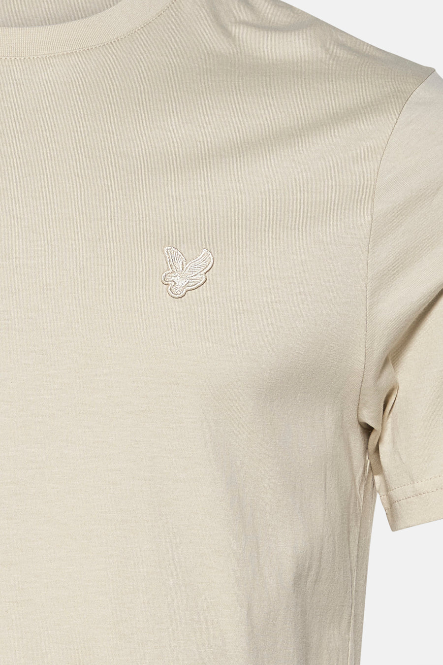 T-shirt beige à manches courtes de LYLE & SCOTT, avec logo brodé ton sur ton.