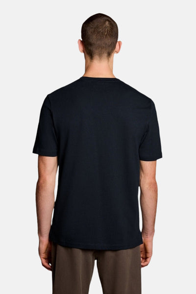 T-shirt à manches courtes bleu de LYLE & SCOTT, uni, vu de dos.