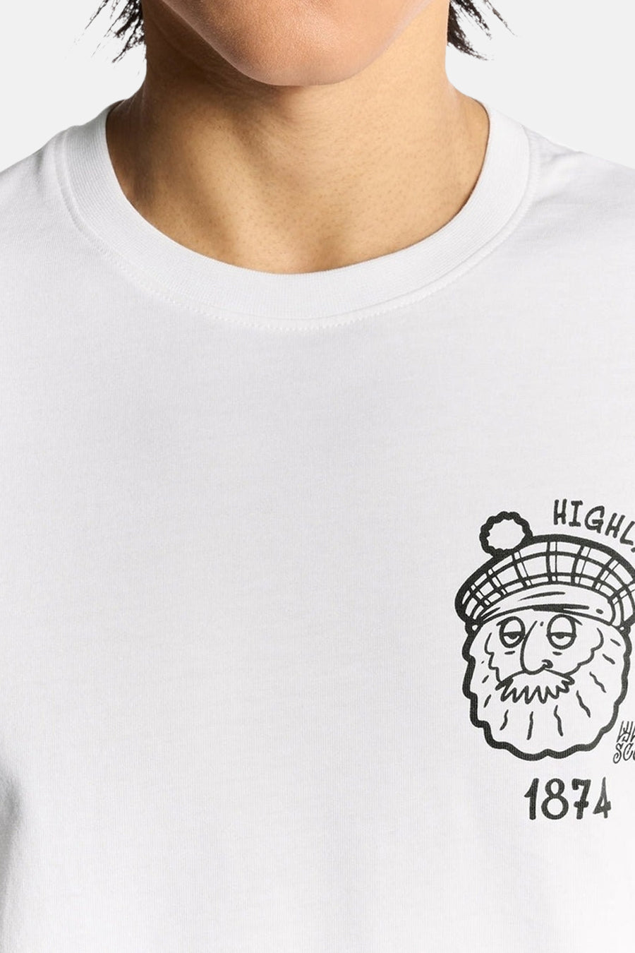 Wit T-shirt met korte mouwen van LYLE & SCOTT met een opdruk op de borst.