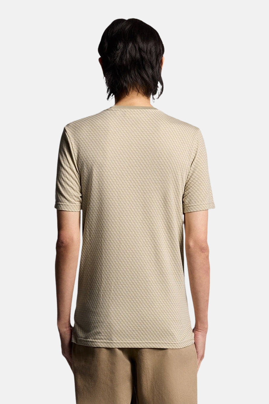 T-shirt beige à manches courtes de LYLE & SCOTT, avec un motif texturé discret.