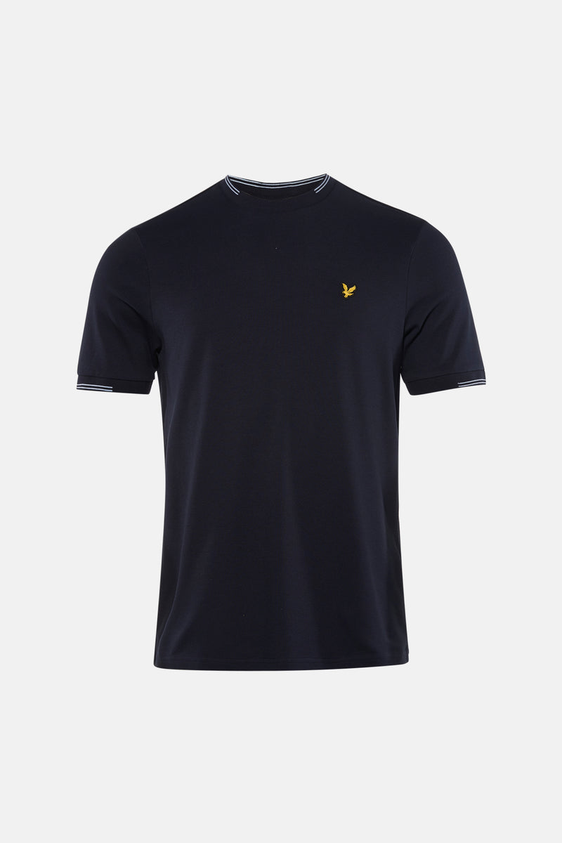 T-shirt à manches courtes bleu de LYLE & SCOTT, avec col et bordures de manches rayés.