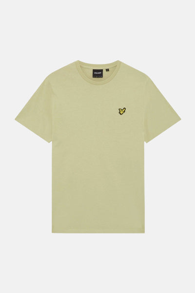 T-shirt à manches courtes vert, de Lyle & Scott, avec un petit logo brodé sur la poitrine.