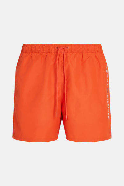 Oranje zwemshort van Tommy Hilfiger met trekkoord in de taille en logo aan de zijkant.