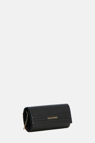 Zwarte schoudertas van VALENTINO BAGS met een gouden kettingriem.