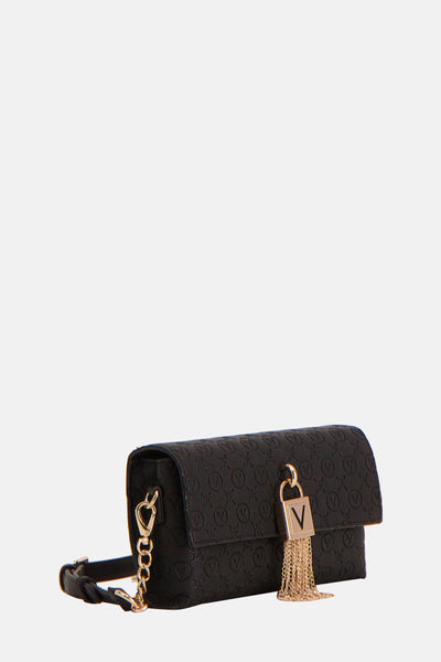 Sac à bandoulière noir de VALENTINO BAGS avec motif imprimé logo et chaîne décorative dorée.