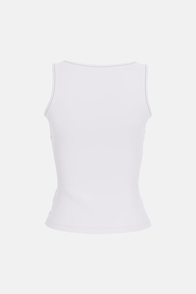 Witte tanktop van Guess, met grijze afwerkingen rond de nek en armen, achterkant.