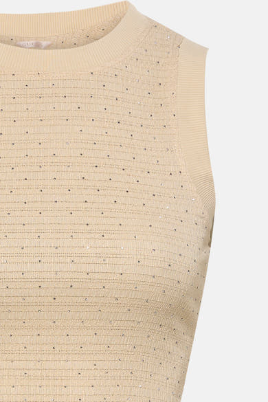 Top beige sans manches de Guess, orné de petits détails brillants.