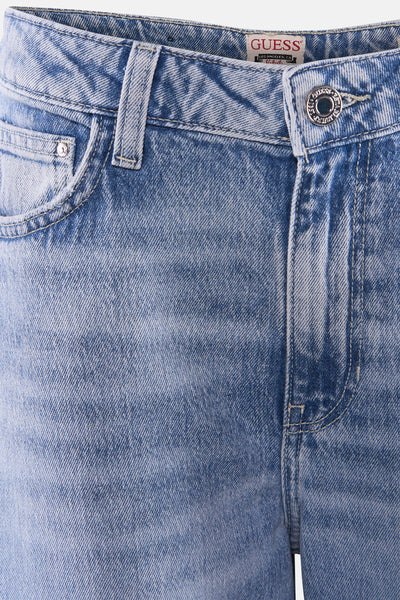 Wijde spijkerbroek van lichtblauw denim van Guess, met verweerde details.