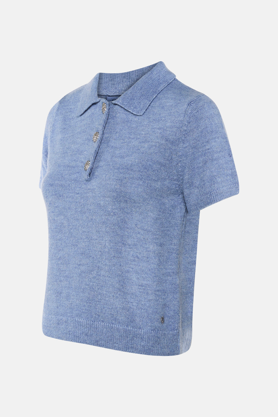 Pull bleu en maille de Guess, avec un col polo et des boutons décoratifs.
