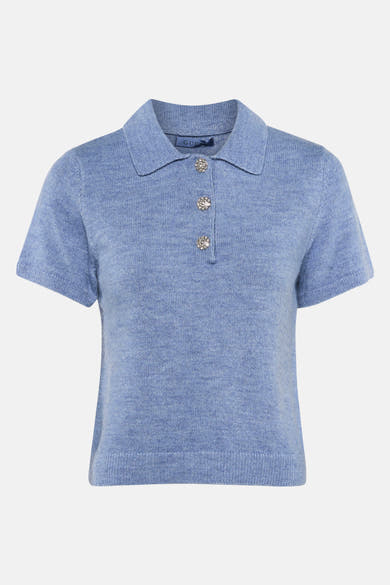 Pull bleu en maille, de Guess, avec boutons décoratifs sur le devant.
