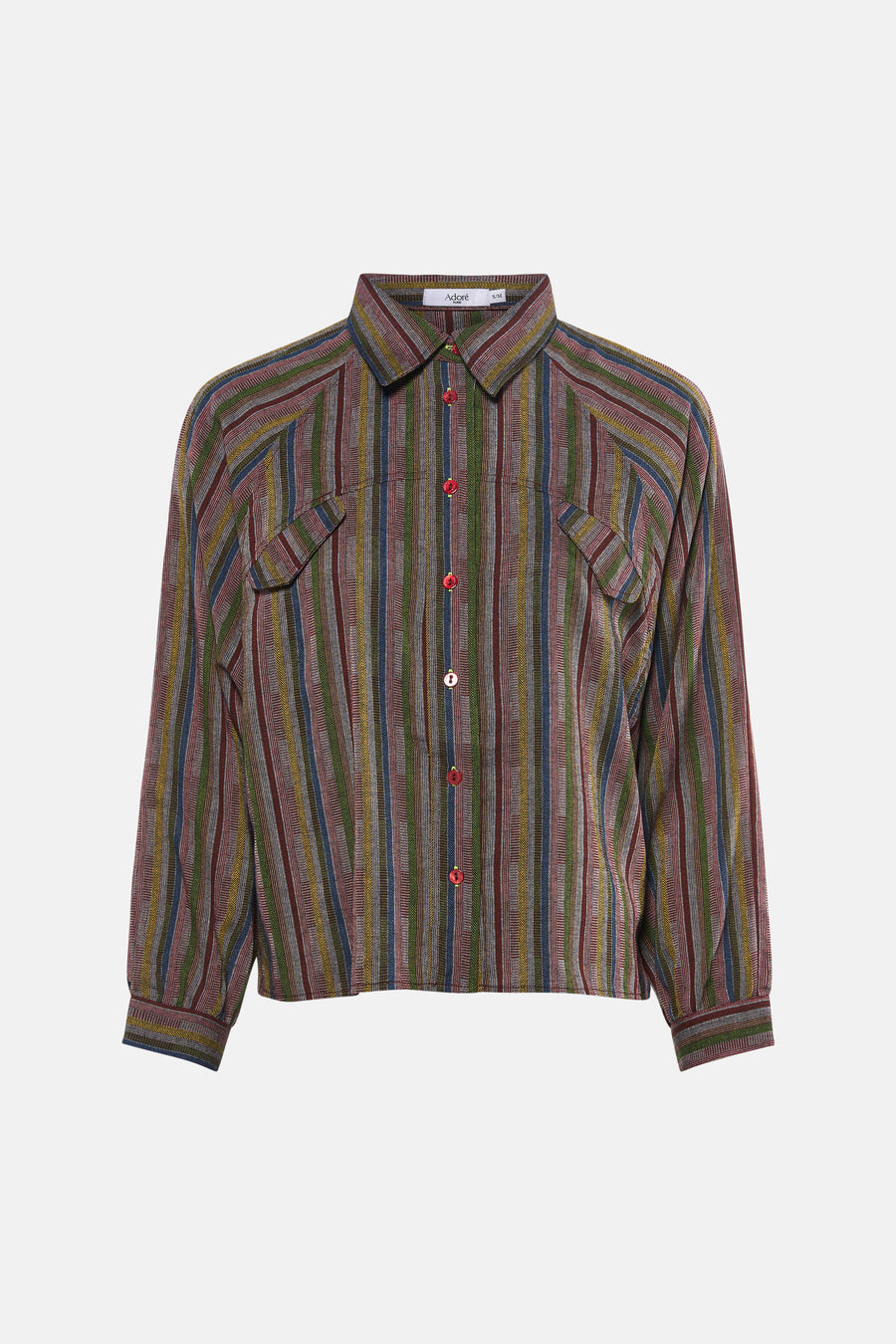 Chemise à manches longues multicolore par ADORE, rayures verticales avec poches poitrine et boutons décoratifs rouges.