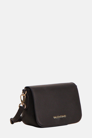 Zwarte schoudertas van VALENTINO BAGS, met goudkleurige schouderriem en generfde textuur.