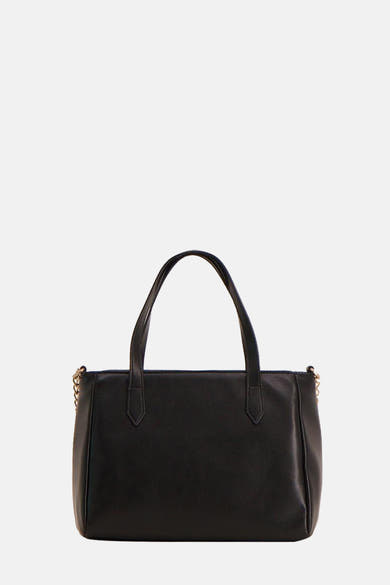 Sac à main noir de VALENTINO BAGS avec des détails de chaîne dorée sur les côtés.