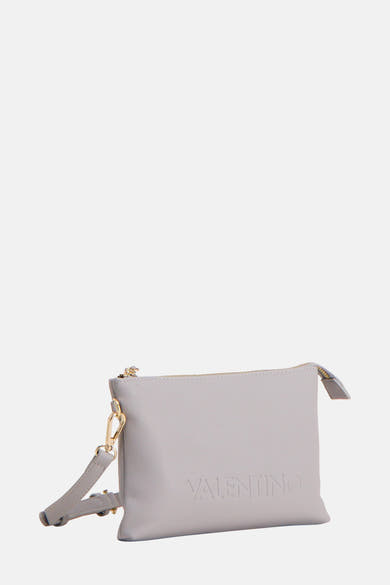 Sac à bandoulière bleu clair de Valentino Bags avec une bandoulière et une fermeture à glissière dorée.