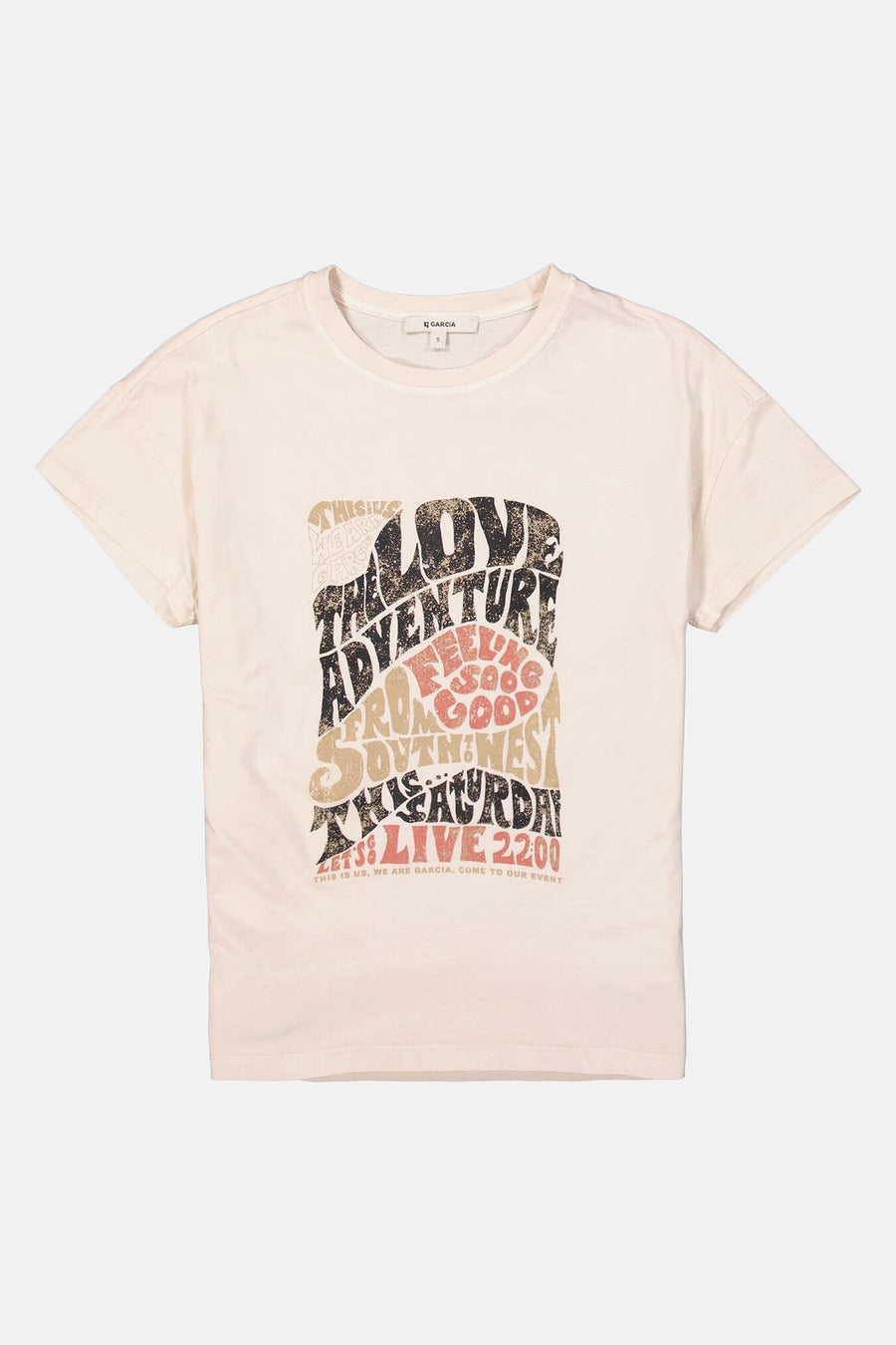 T-shirt écru à manches courtes de GARCIA, avec un imprimé graphique de style vintage sur le devant.